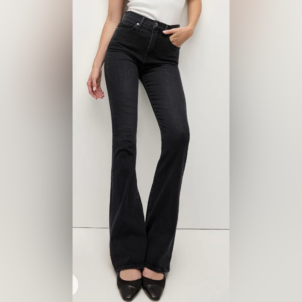 Veronica Beard Beverly Skinny Flare Jeans - Black Onyx Wash, Size 28/6